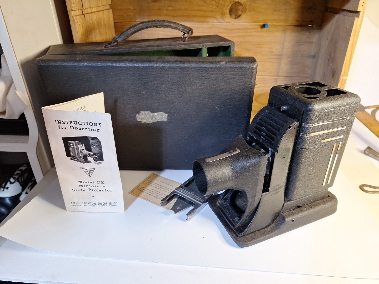 Antique SVE Pictoral Slide Projector
