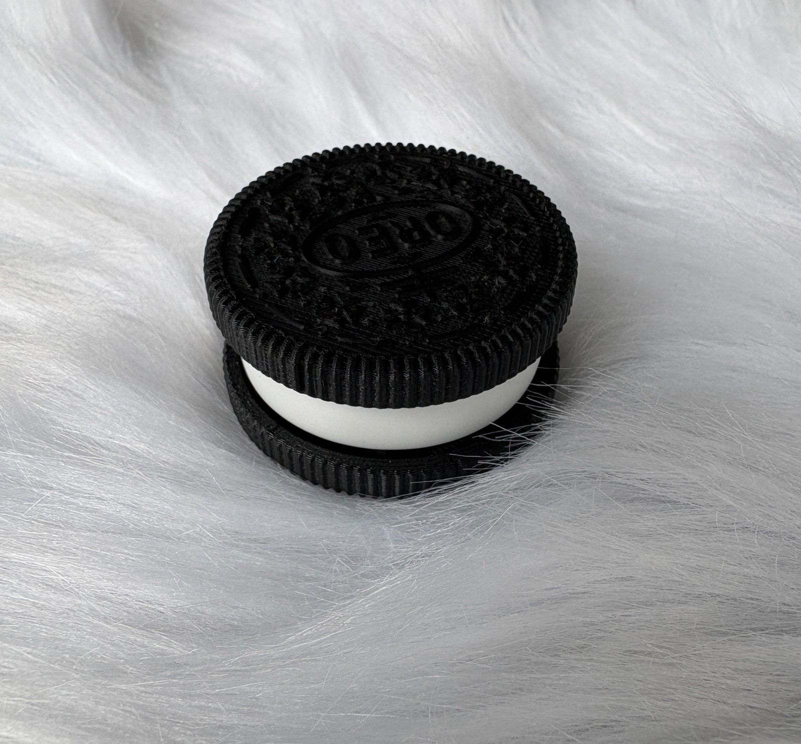 3D Printed Oreo Clicker Fidget