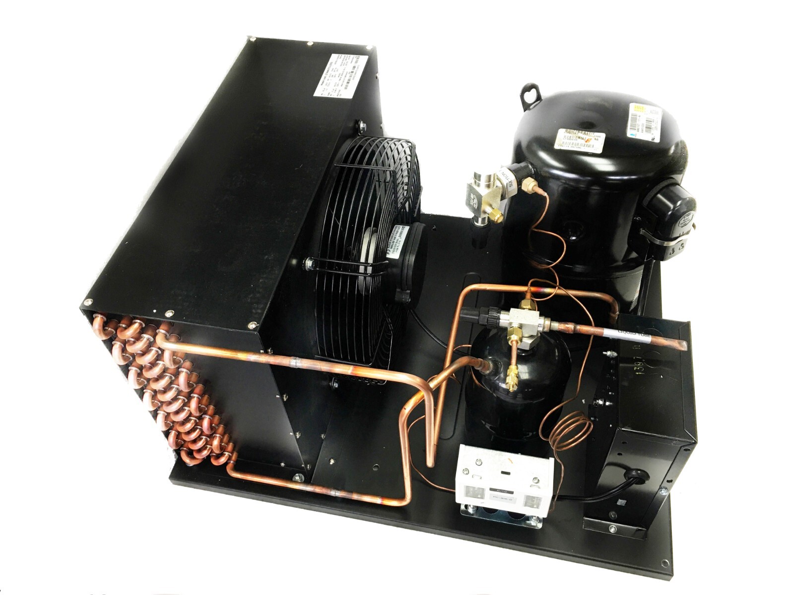 Indoor Condensing Unit  QT AWA7512ZXD 1-1/2HP, Med Temp R404A, 220V/1PH (USA)