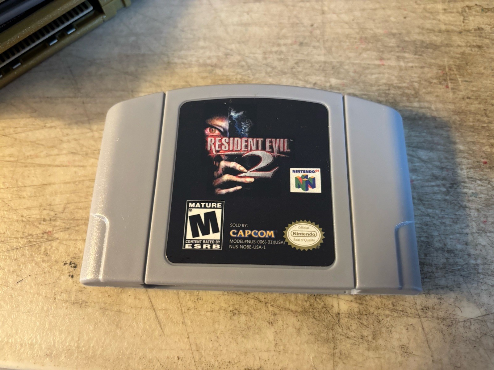 Nintendo 64 N64 Bundle + Cables +Controller + Resident Evil 2 tested Working
