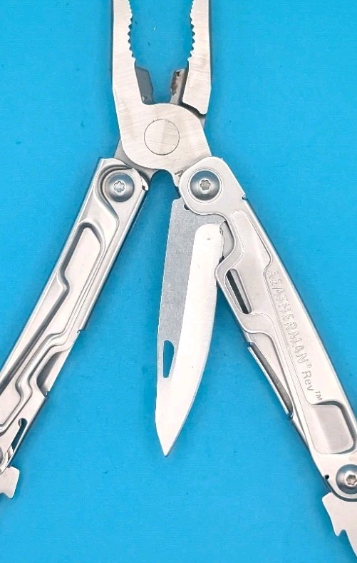 Leatherman Rev 3.8" Multi-Tool, Stainless! *QUALCON*