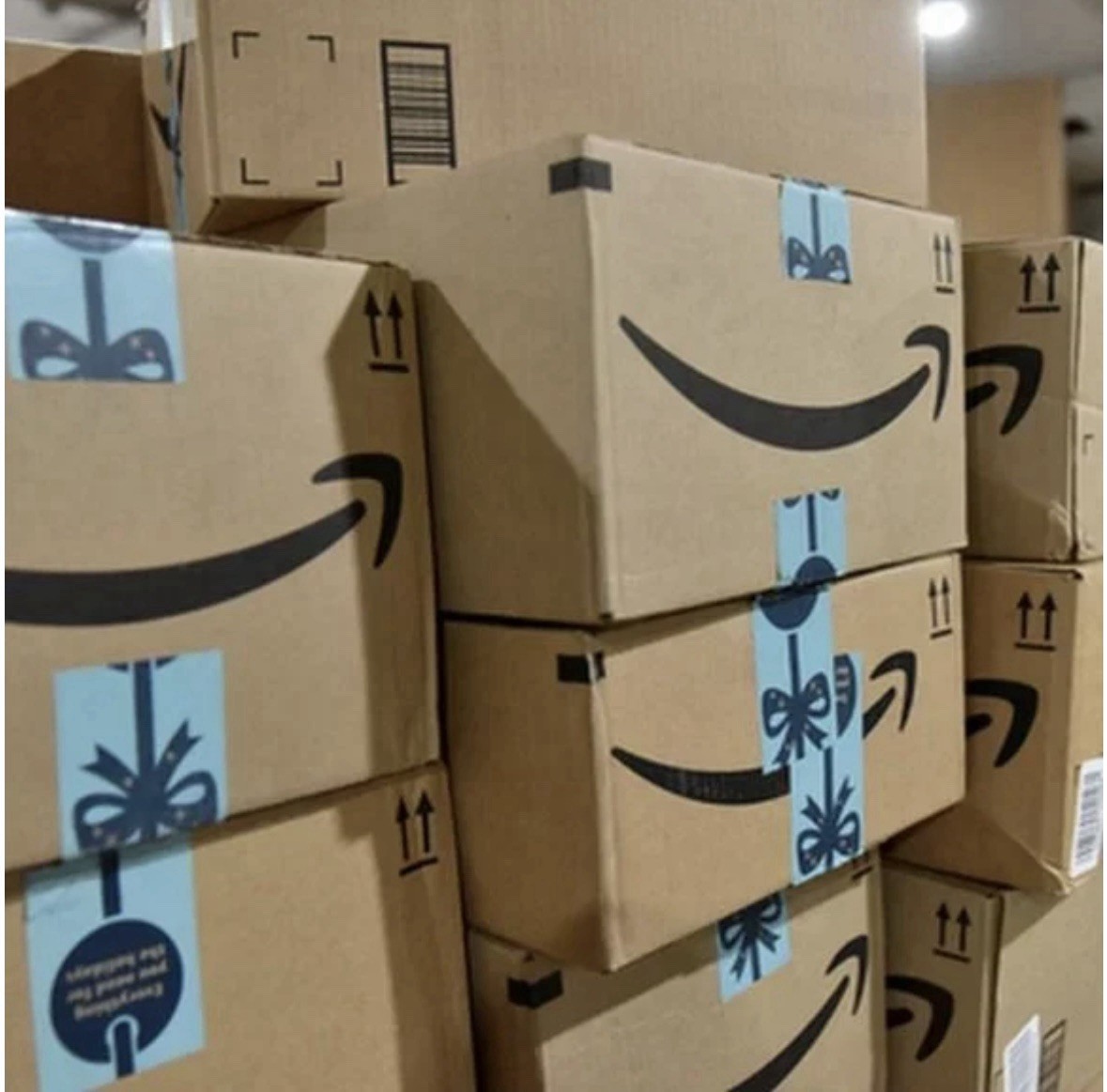 Amazon Ovestock Electronics Mystery Box 15 Items 🎁