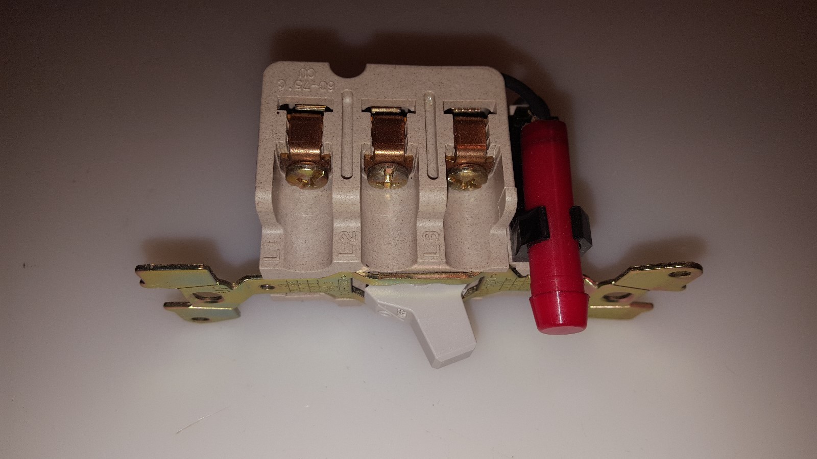 SIEMENS MMSK02B MANUAL 3-POLE TOGGLE SWITCH 575VAC @ 3HP OPEN TYPE RED PILOT LT
