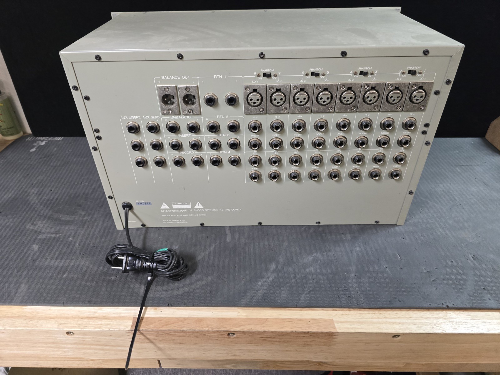 PHONIC PMX1600 16 CHANNEL Rack-Audio-Mixer Tested Working