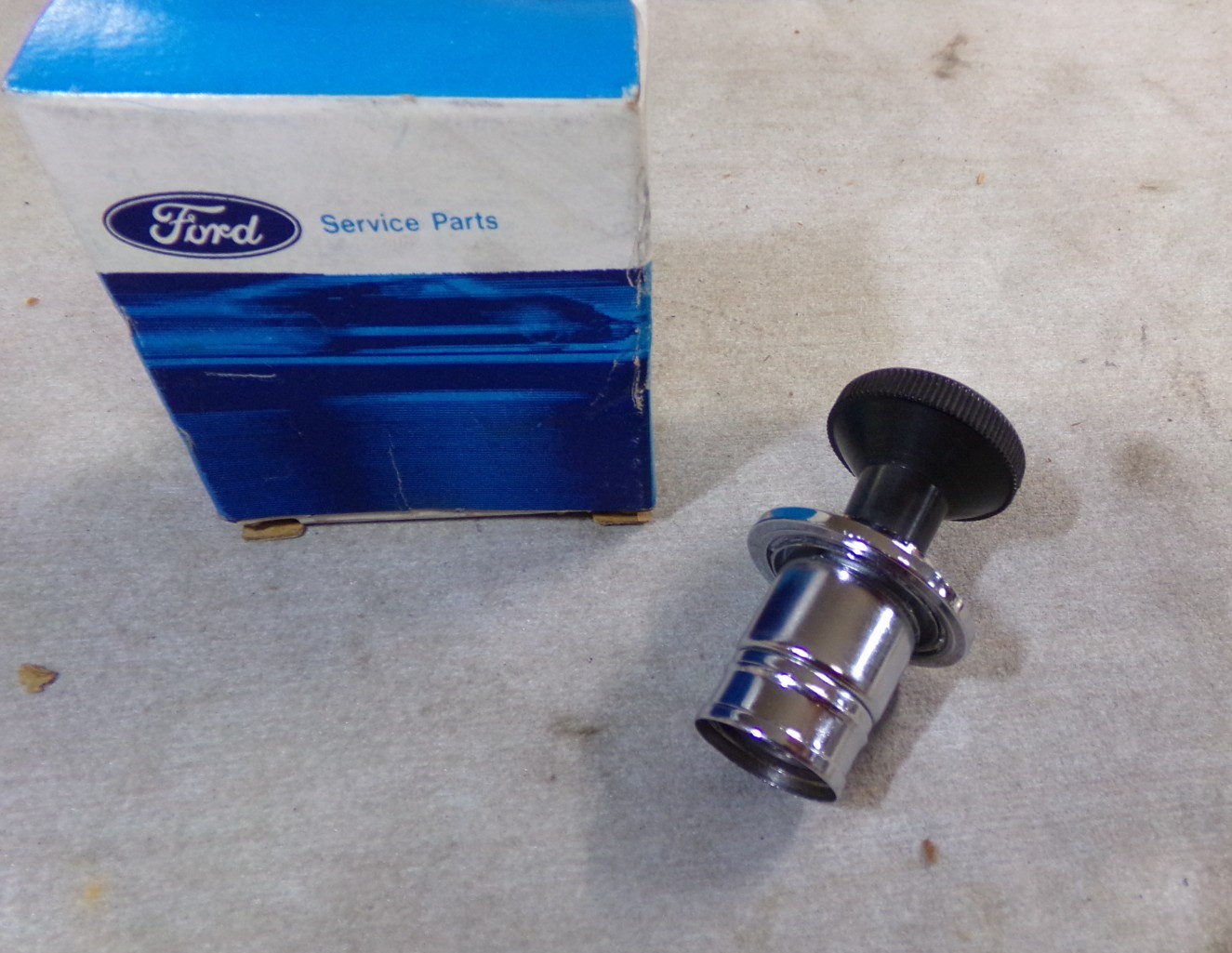 Cigar Lighter, 1968/72 Ford Bronco, F100/350 Ford Truck, 1969/72 Econoline, NOS