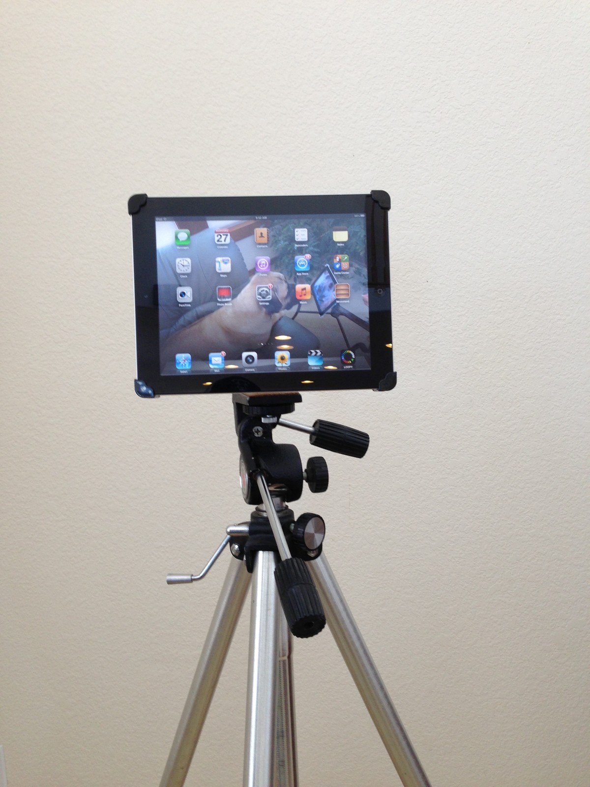 Ipad Tripod Mount for Ipad 2  3 & 4 Teleprompter stand  Clamp included Black