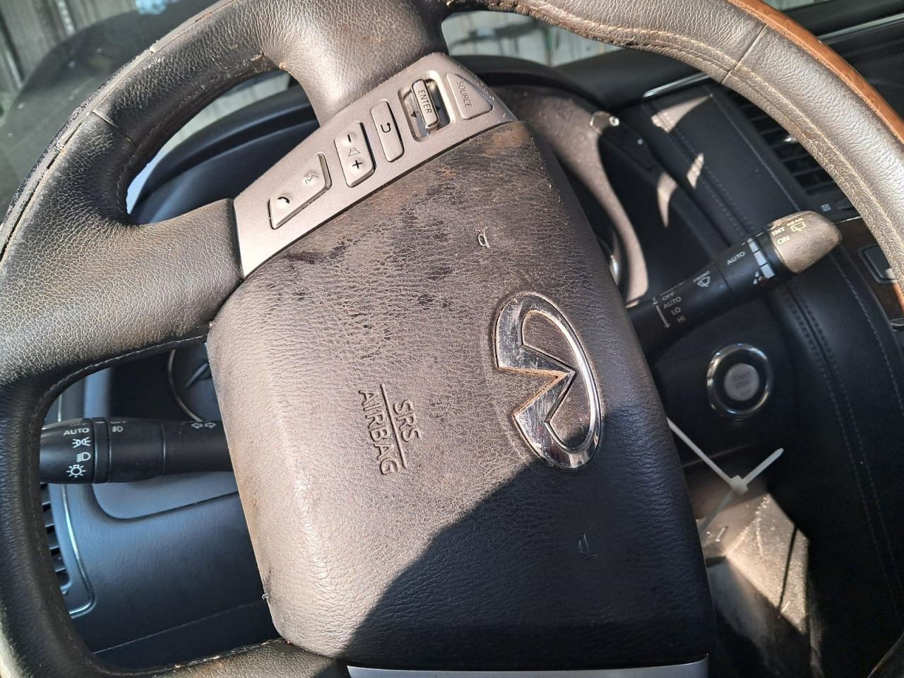 QX80 2016 Glove Box 4795127