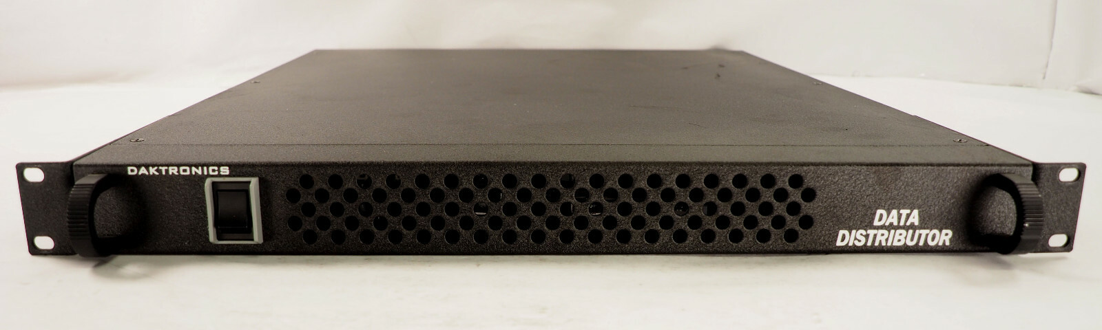 Daktronics Data Distributor 0A-1273-0003 Rev 02