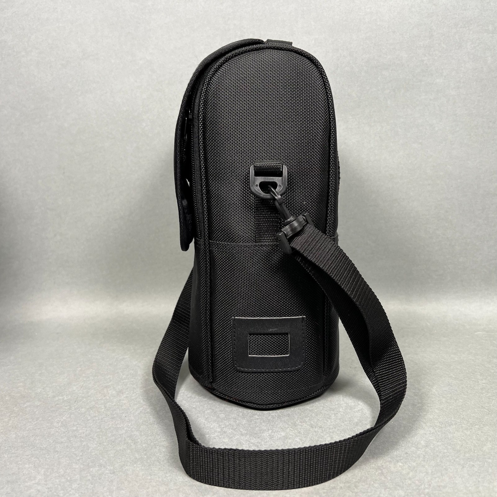 Nikon CL-M2 Lens Case For 300mm f/4.0D ED-IF AF and 70-200 f/2.8 w/ Strap NICE