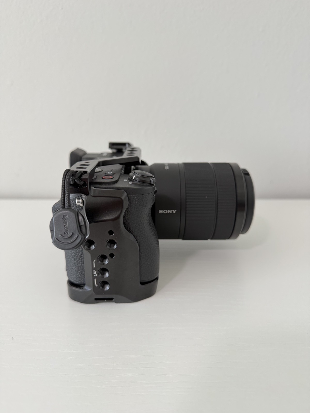 Sony Alpha a6700 APS-C Mirrorless Camera + E 18-135mm Lens LOW SHUTTER CT. 583