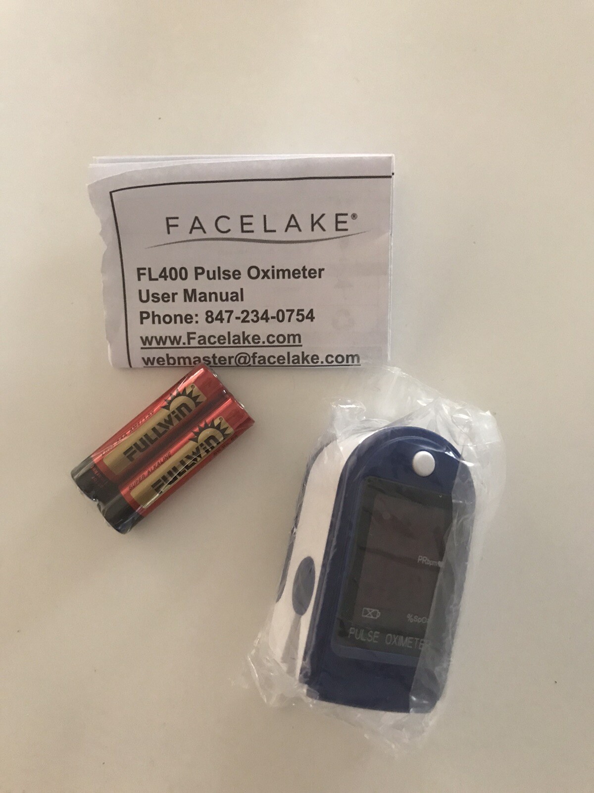 Facelake FL400 Pulse Oximeter Carrying Case And Strap Batteries