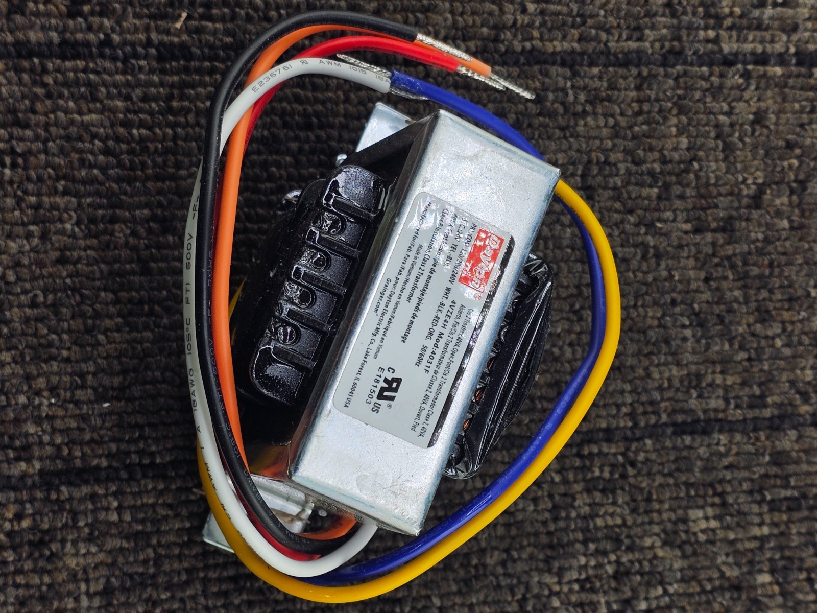 DAYTON 4VZE4H: CLASS 2 TRANSFORMER 40VA, OPEN, FOOT MOUNT