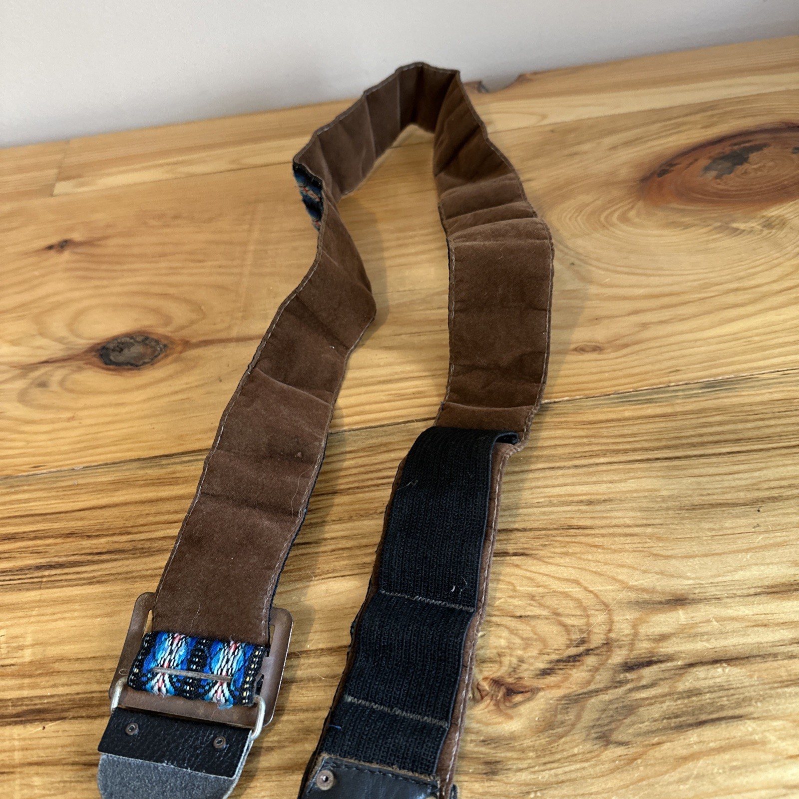 Camera Shoulder/ Neck Strap. Unbranded. Fully Adjustable
