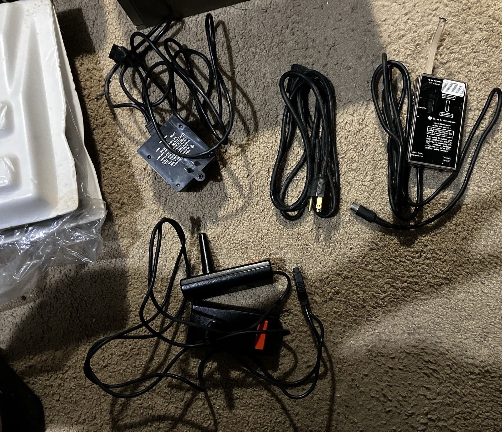 Texas Instruments TI-99/4A Home Computer Lot w/ Expansion System & Software