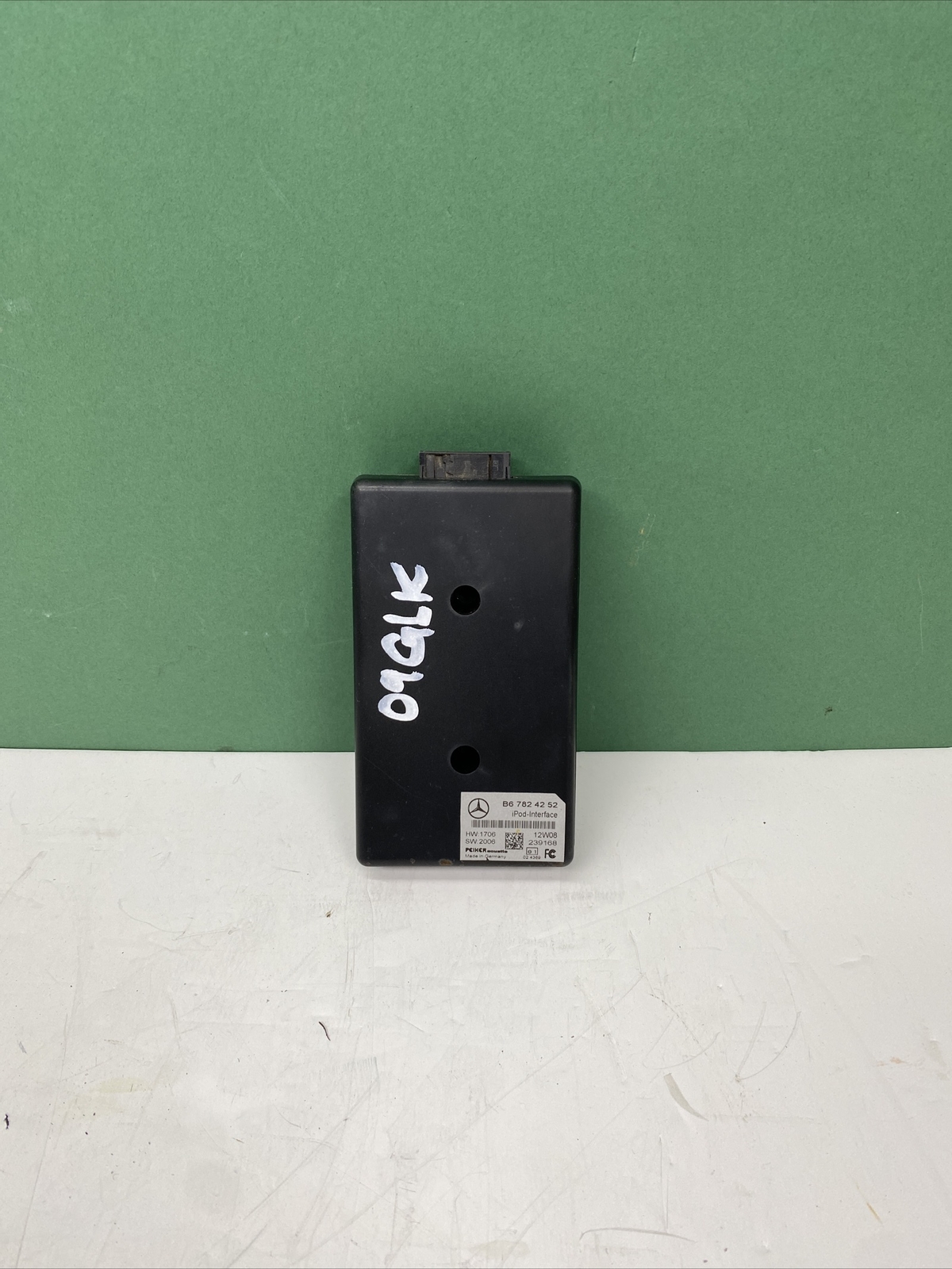 07-12 Mercedes X164 GL-CLASS IPOD Interface Module B67824252 OEM