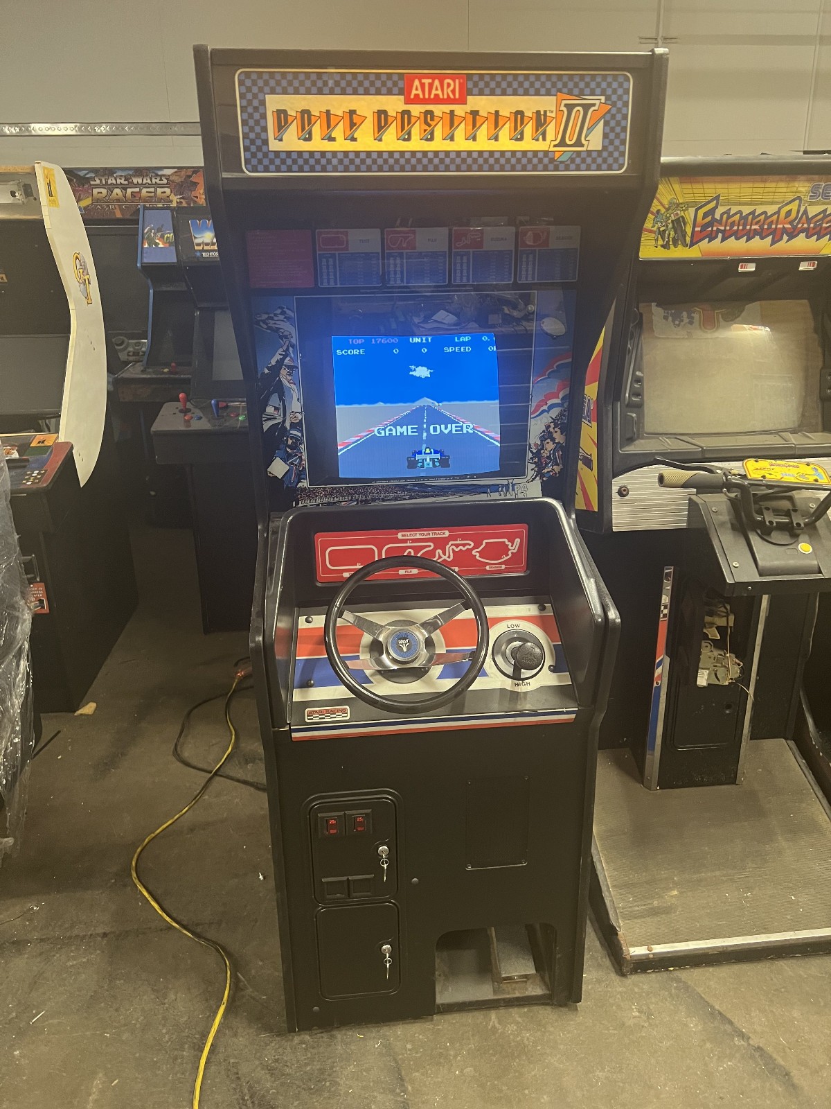 POLE POSITION ARCADE MACHINE by ATARI 1982 (EXCELLENT CONDITION)