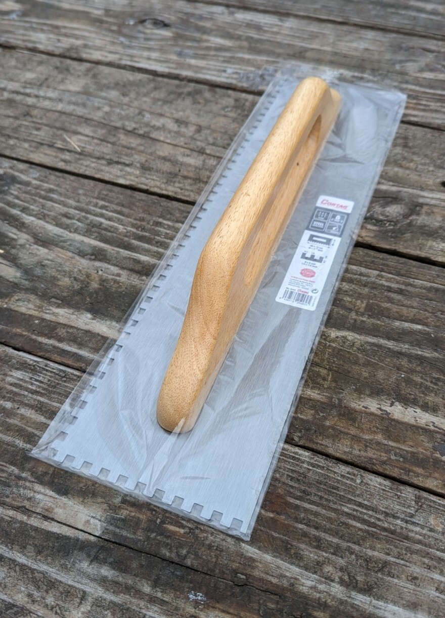 Cortag 19" X 5"  Steel Notched Trowel W Hardwood Handle 1/4" X 1/4" Square New