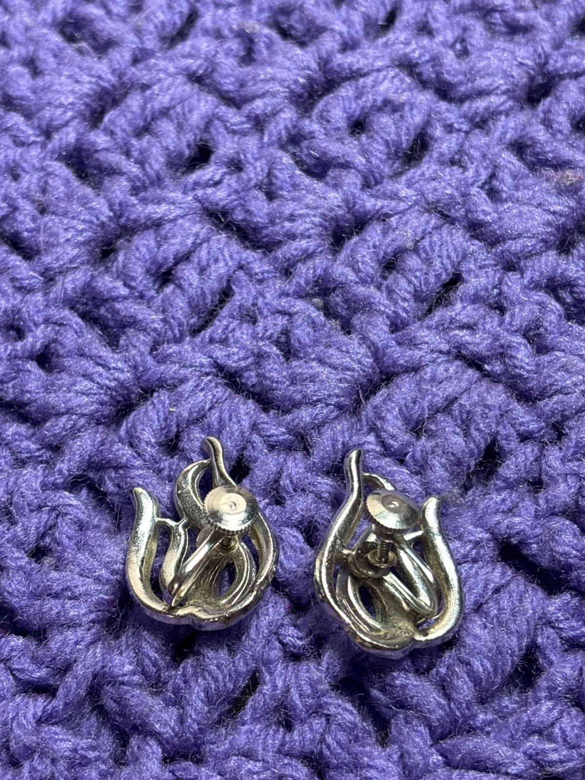 Vintage Abstract Silvertone Screw Back 1 1/8 inch