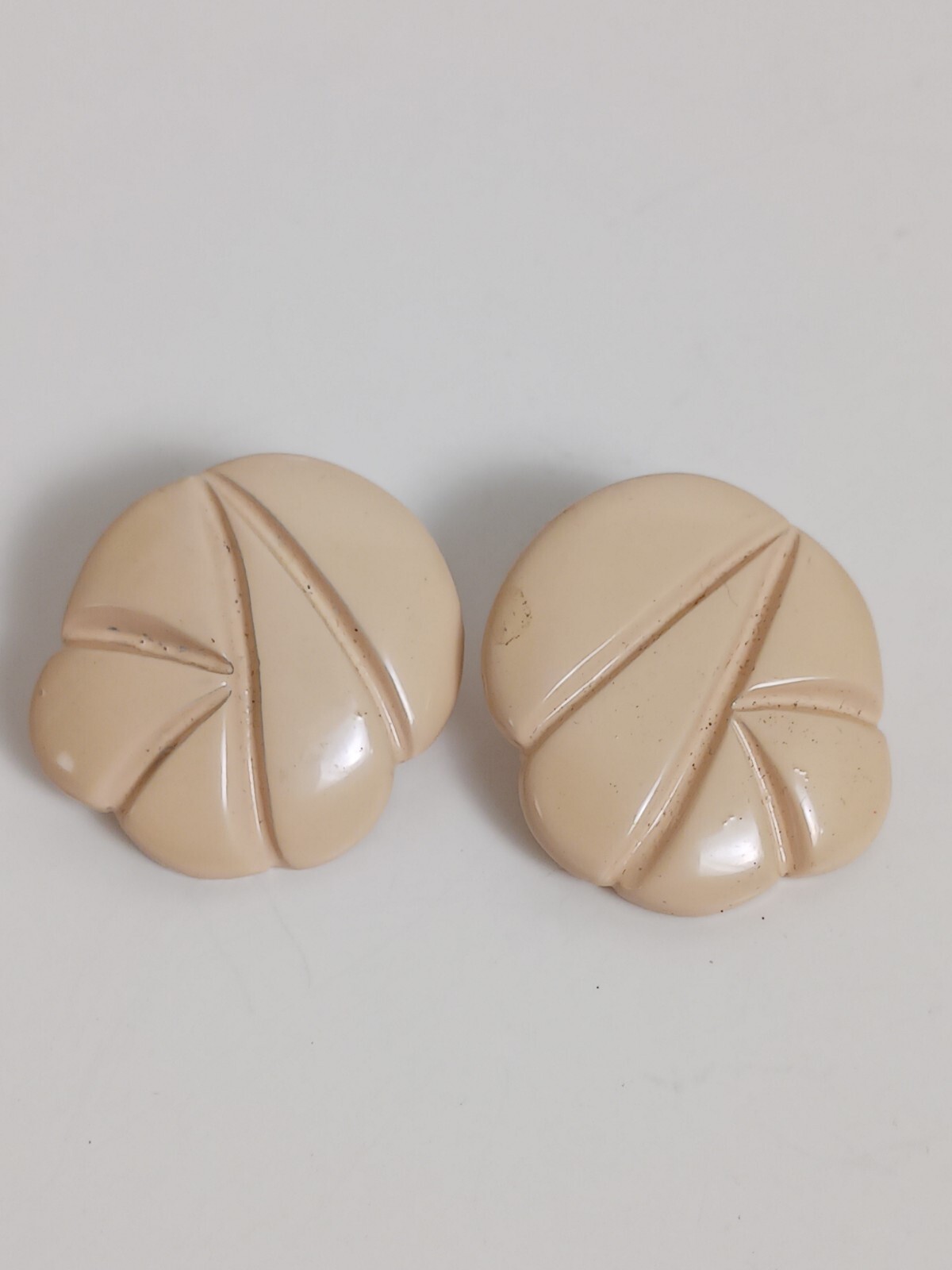 Vintage Large Cream Beige Pierced Earrings 1.5"