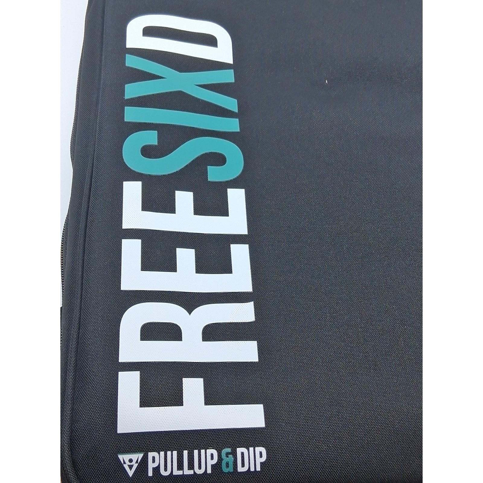 Pullup & Dip FreeSixD Suspension Trainer