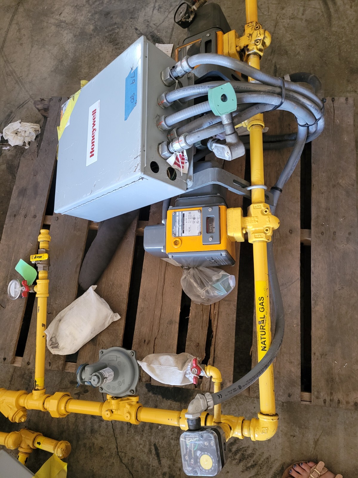 Maxon electrical panel 33249 
