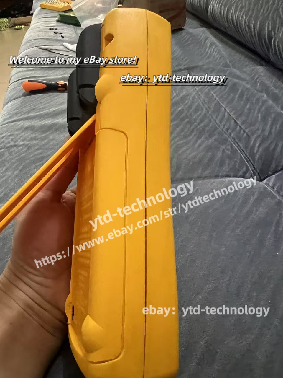 Fluke 725 Multifunction Process Calibrator/UPS or DHL
