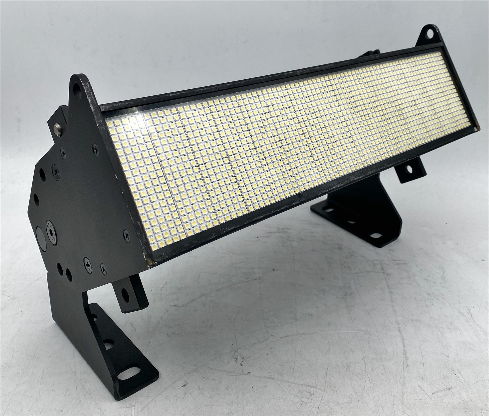 Philips Showline SL Nitro 510 LED Strobe Light for Events and Shows