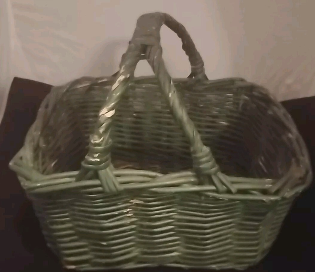 Green Rustic Willow Twig Woven Basket, Primitive Rectangle Basket with Handle.