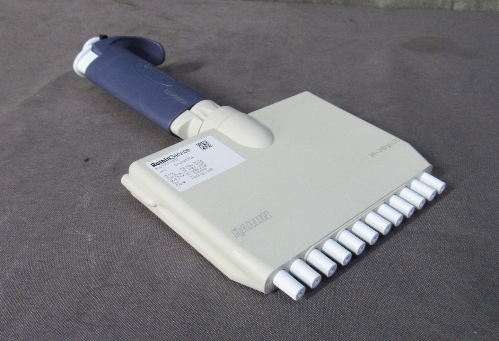 * Rainin L200 Pipet-Lite 20-200μL LTS 12-Channel Pipette