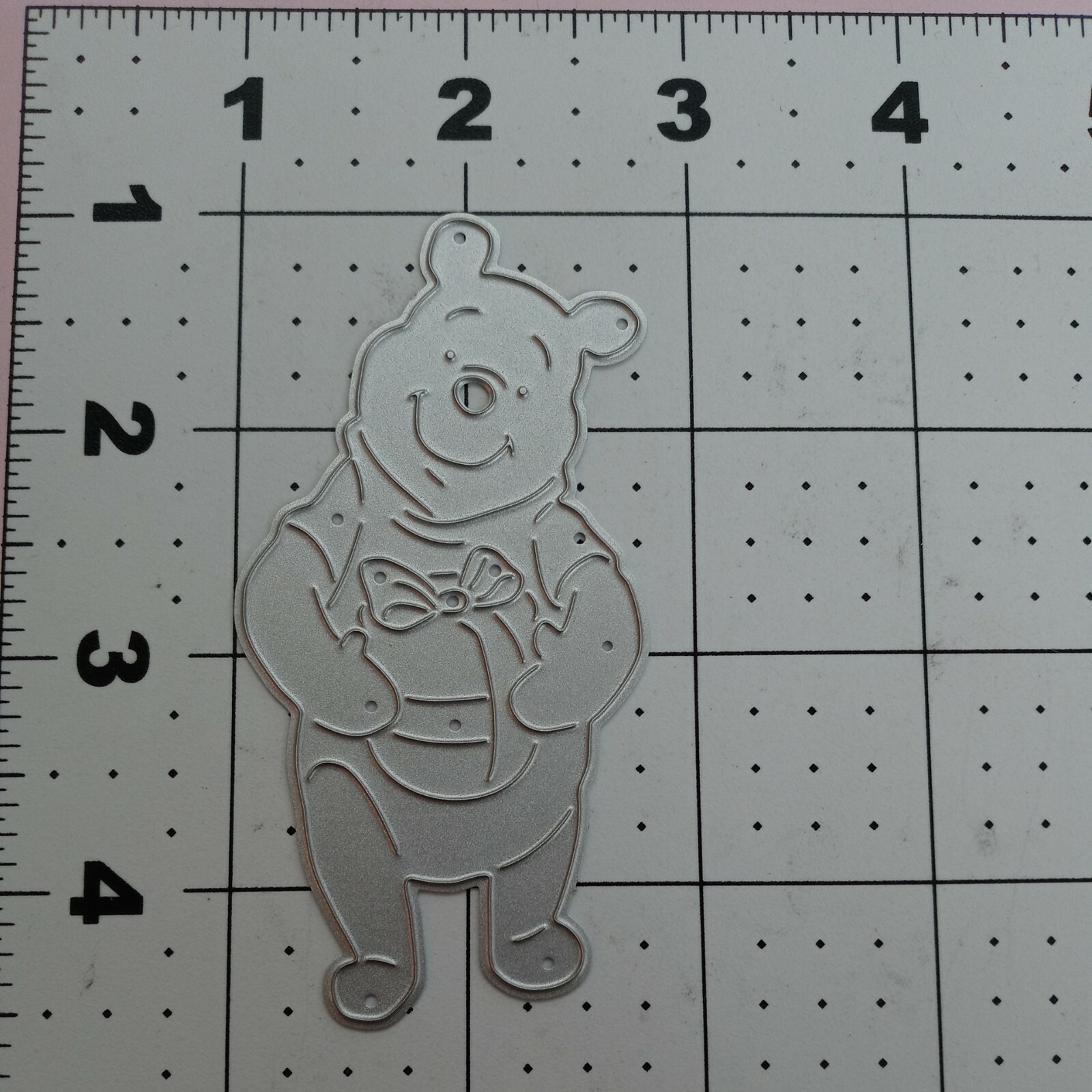 Universal Thin Metal Die Cut Tool Disney Winnie Pooh Bear Easter Egg Present