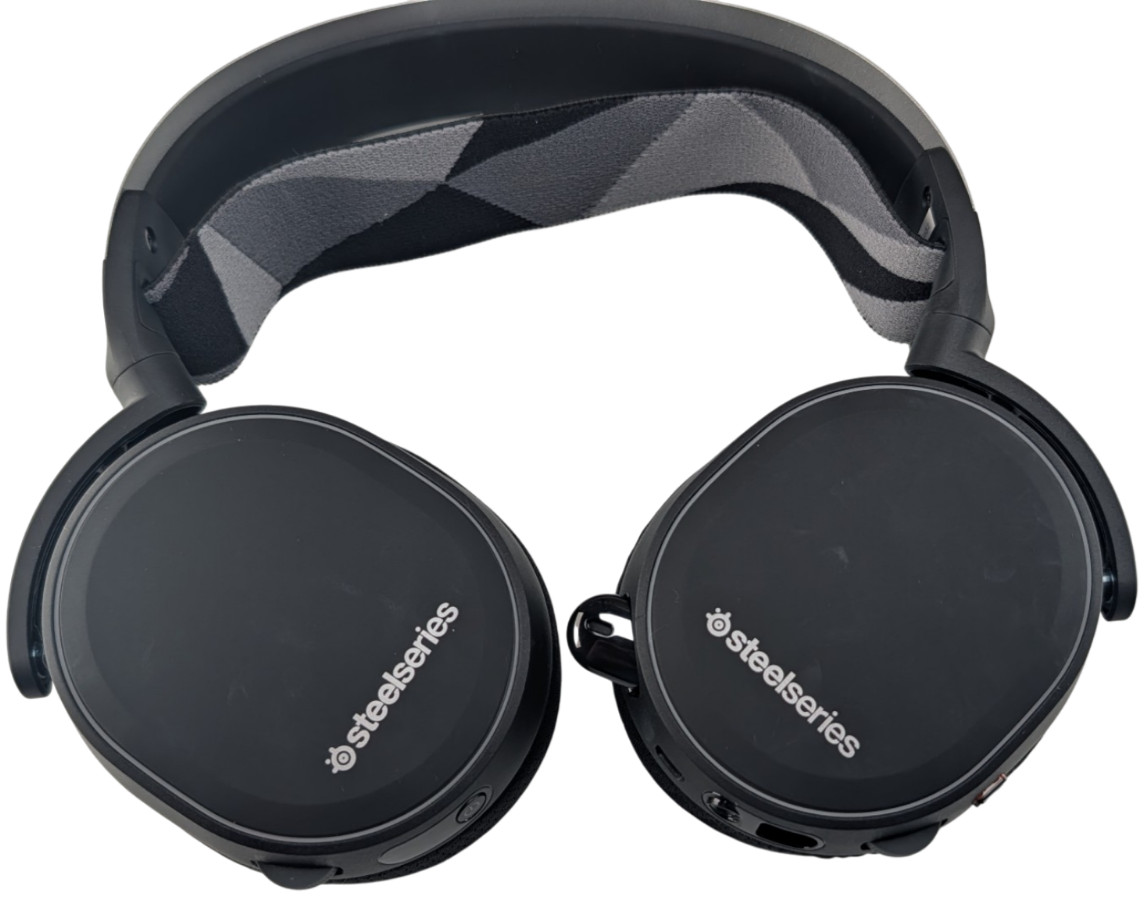 SteelSeries Arctis 7 HS-00013 Wireless Gaming Headset with Transceiver Case