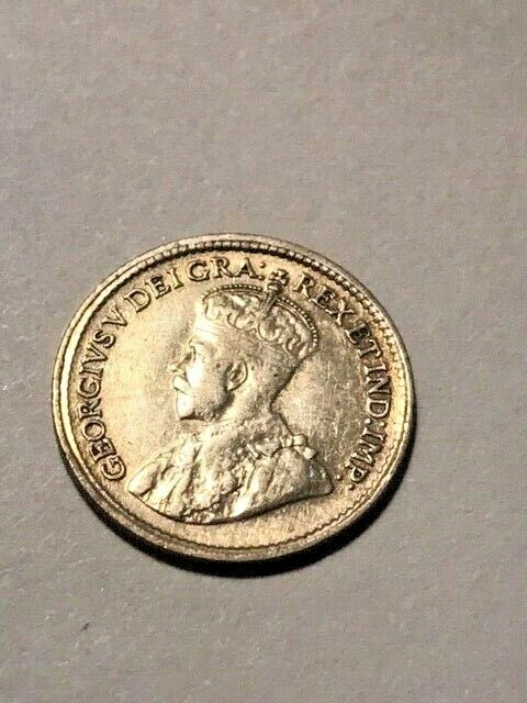 1918 Canada 5 Cents Silver VF #12425
