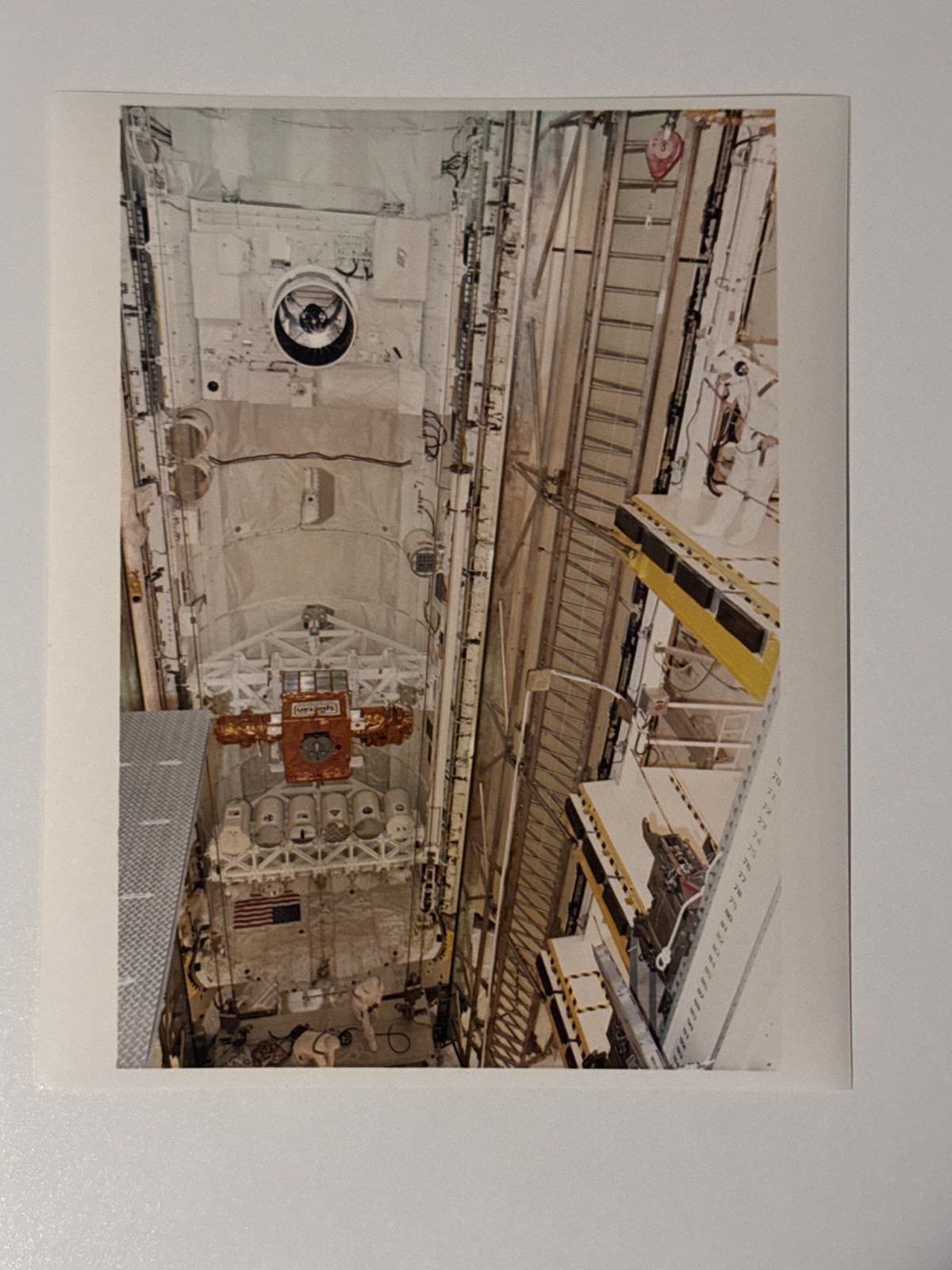 NASA STS-64 Discovery Payload Bay Final Checks Press Photo
