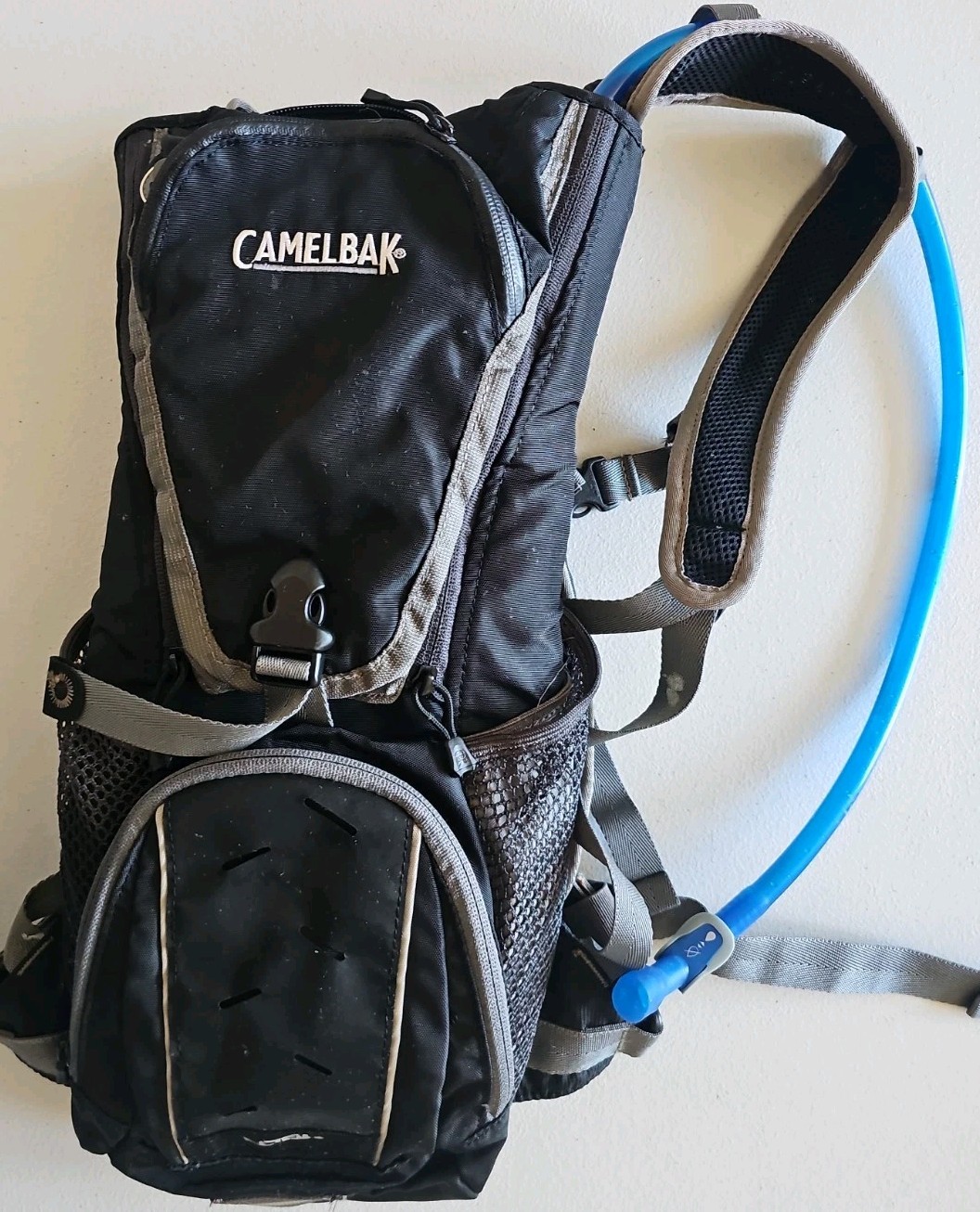 Camelbak LOBO Hydration Hiking Backpack Daypack + UNUSED Bladder | Cleaned