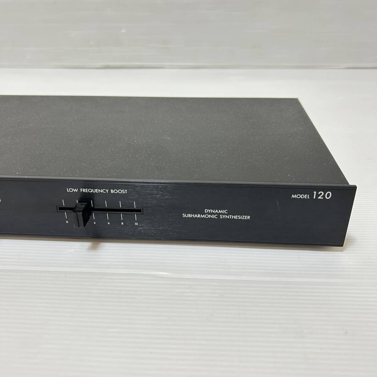 dbx 120 Dynamic Subharmonic Synthesizer