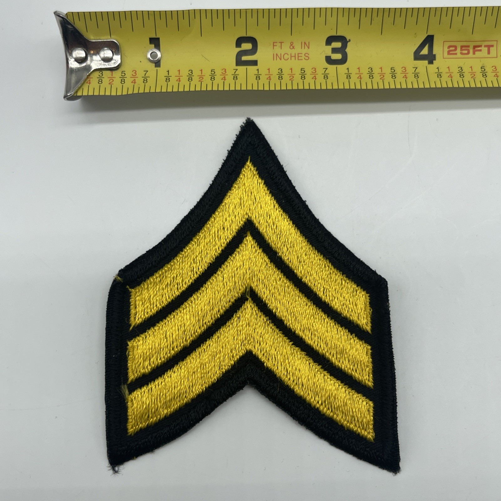 U.S. Military Army Sergeant Rank Patch Chevron Insignia Cut Yellow Black x1