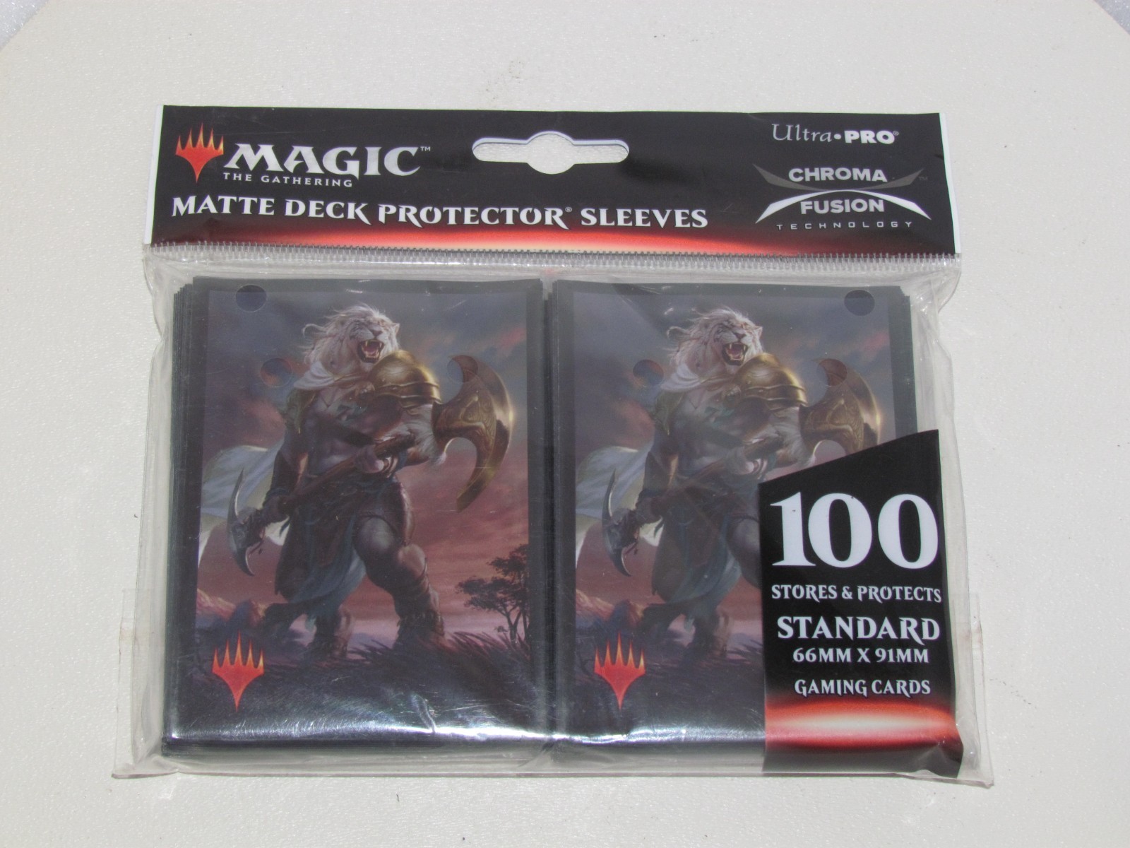 M20 Ajani 100 ULTRA PRO MTG deck protectors card sleeves FOR MTG