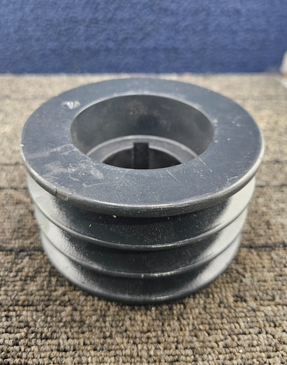 Browning 3B5V42: 3 Groove V-Belt Sheave Replacement Black