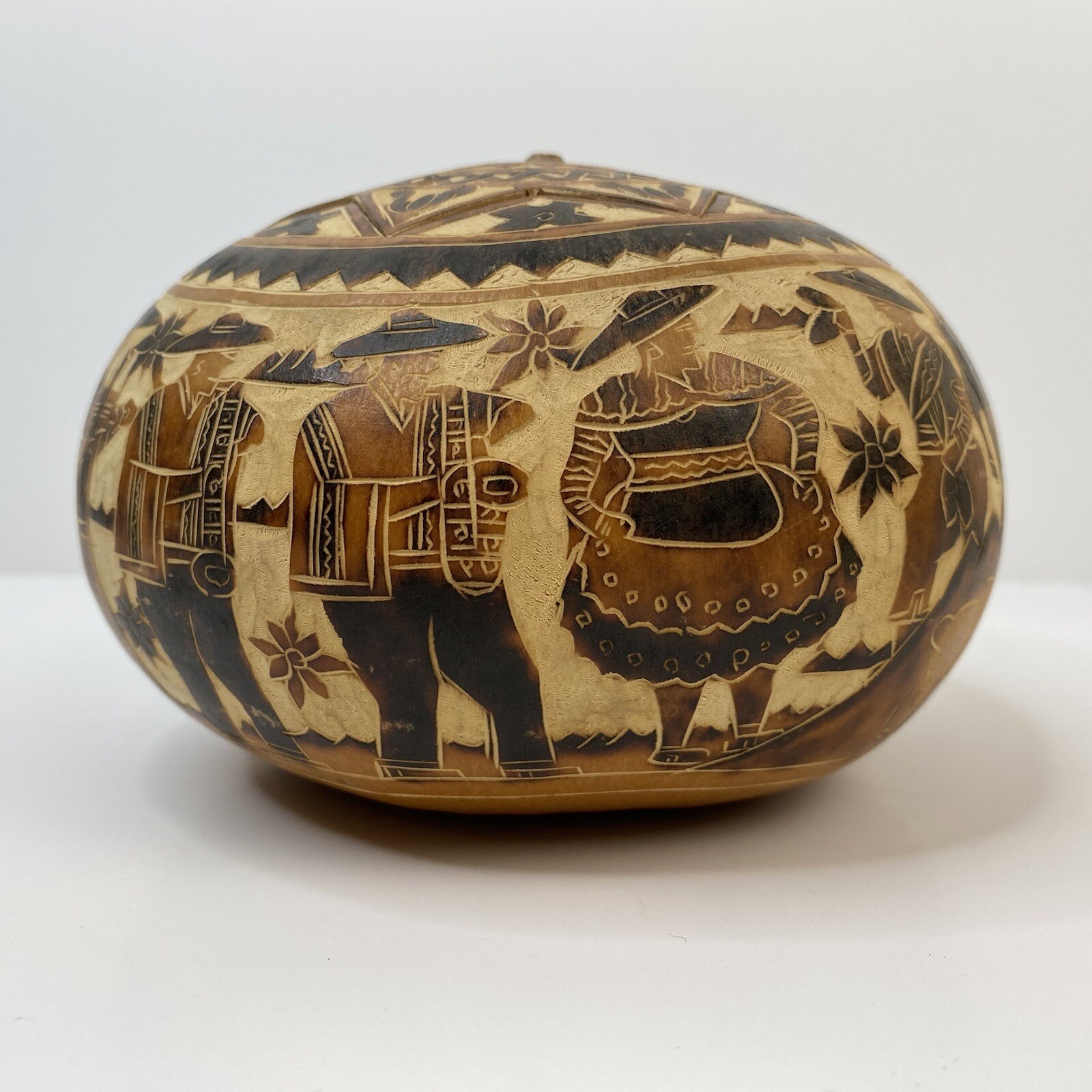 Hand Carved Gourd Peru Folk Art of Village Farm Life & Llamas Lid Opens 6 x 4”