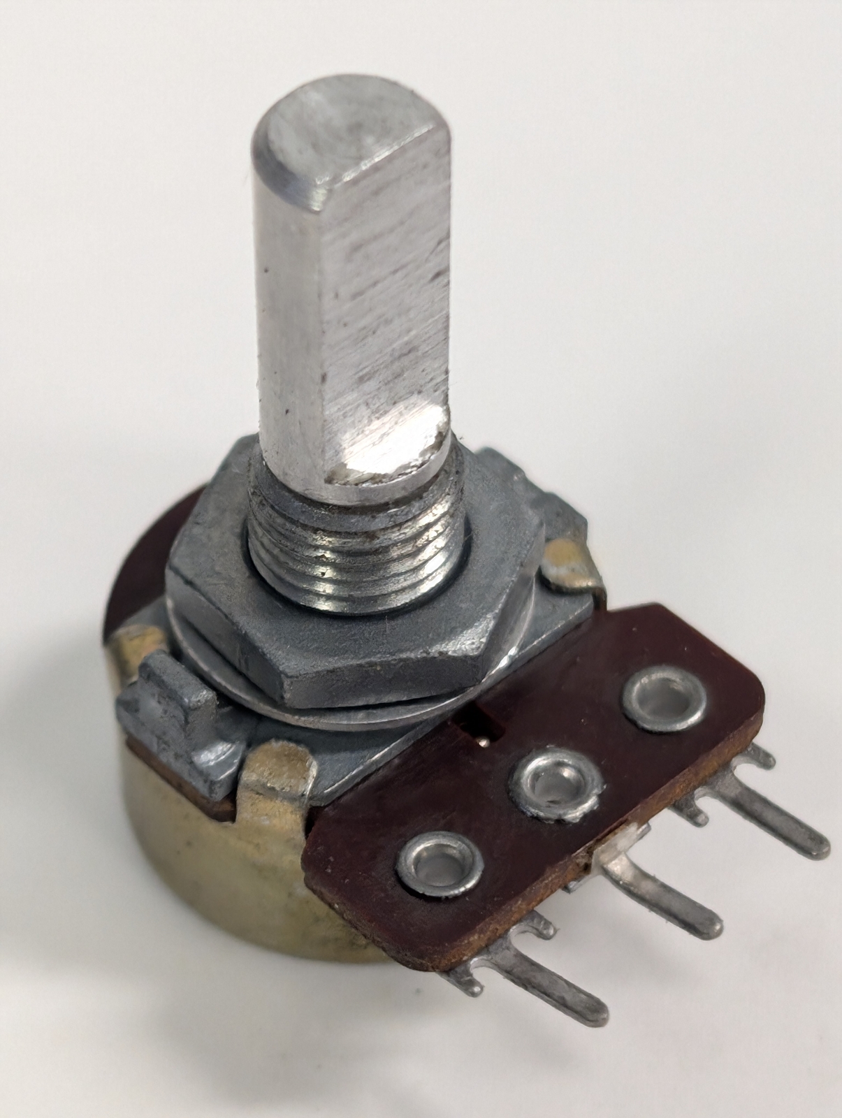 50K OHM MINIATURE AUDIO TAPER POTENTIOMETER