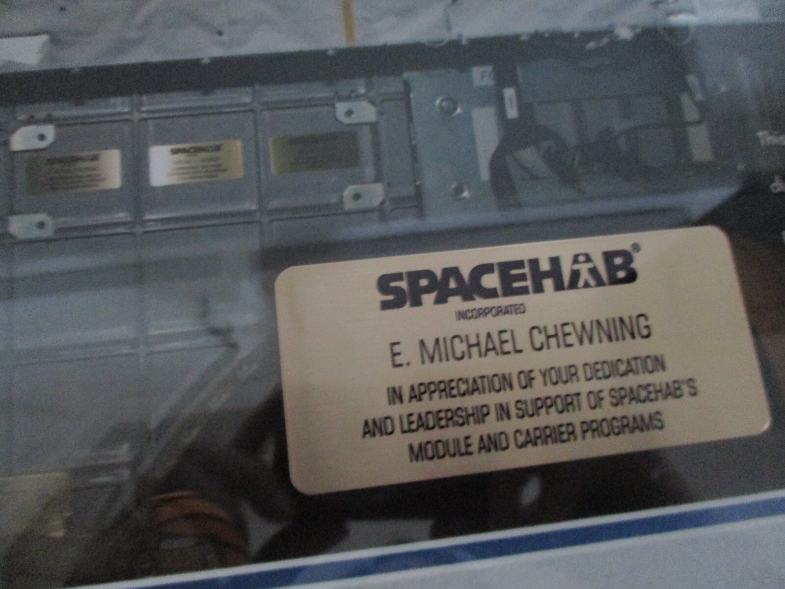 NASA SPACEHAB BOEING AWARD-MODULE/CARRIER PROGRAM-EXACT DUPLICATE UNIT 2 STS-118