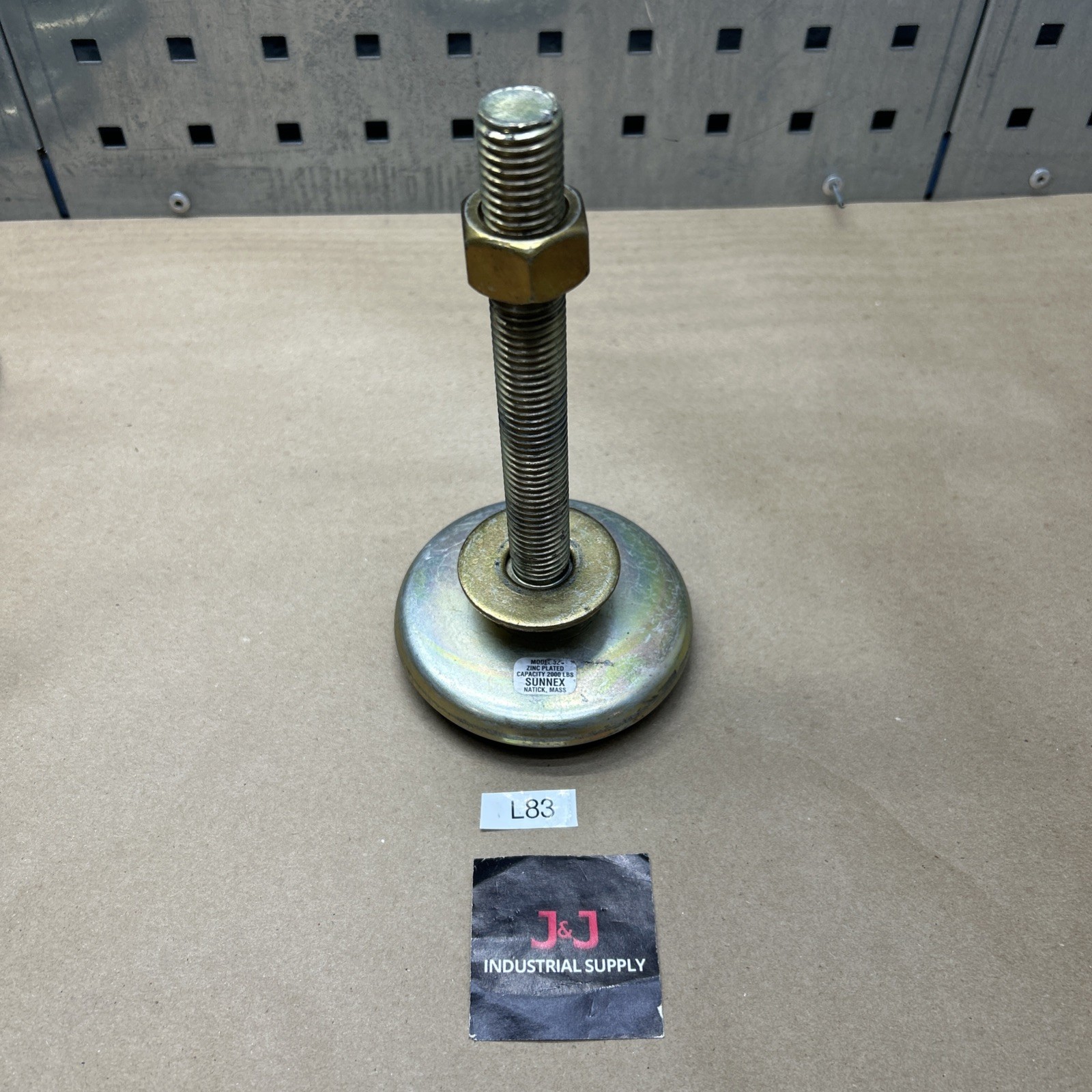 Sunnex  Model 32  Leveler Leg  2000 LB Capacity  Rubber Pad=3.5 In.  Stem=6 In.