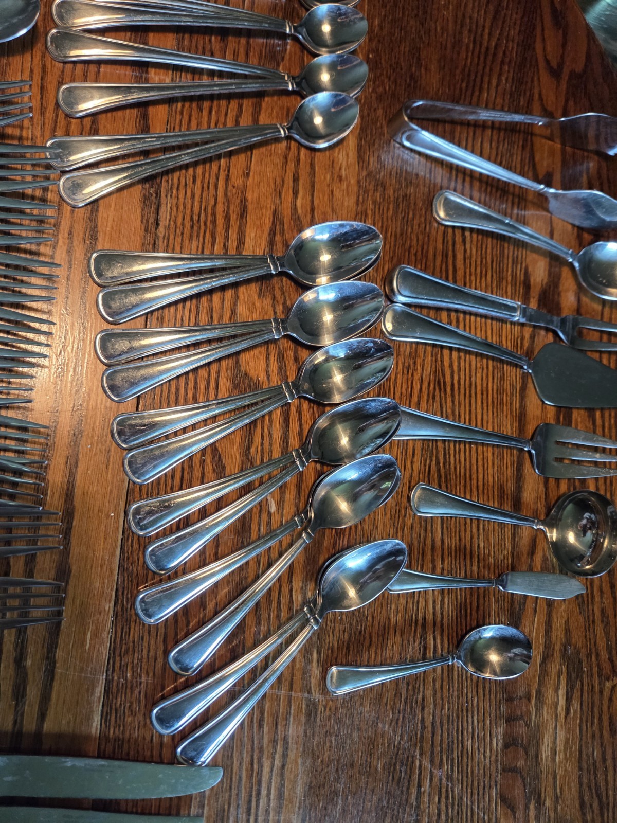 71 Pcs Reed & Barton MENDON Select 18/10 Stainless Flatware W/ Large Serving Pcs
