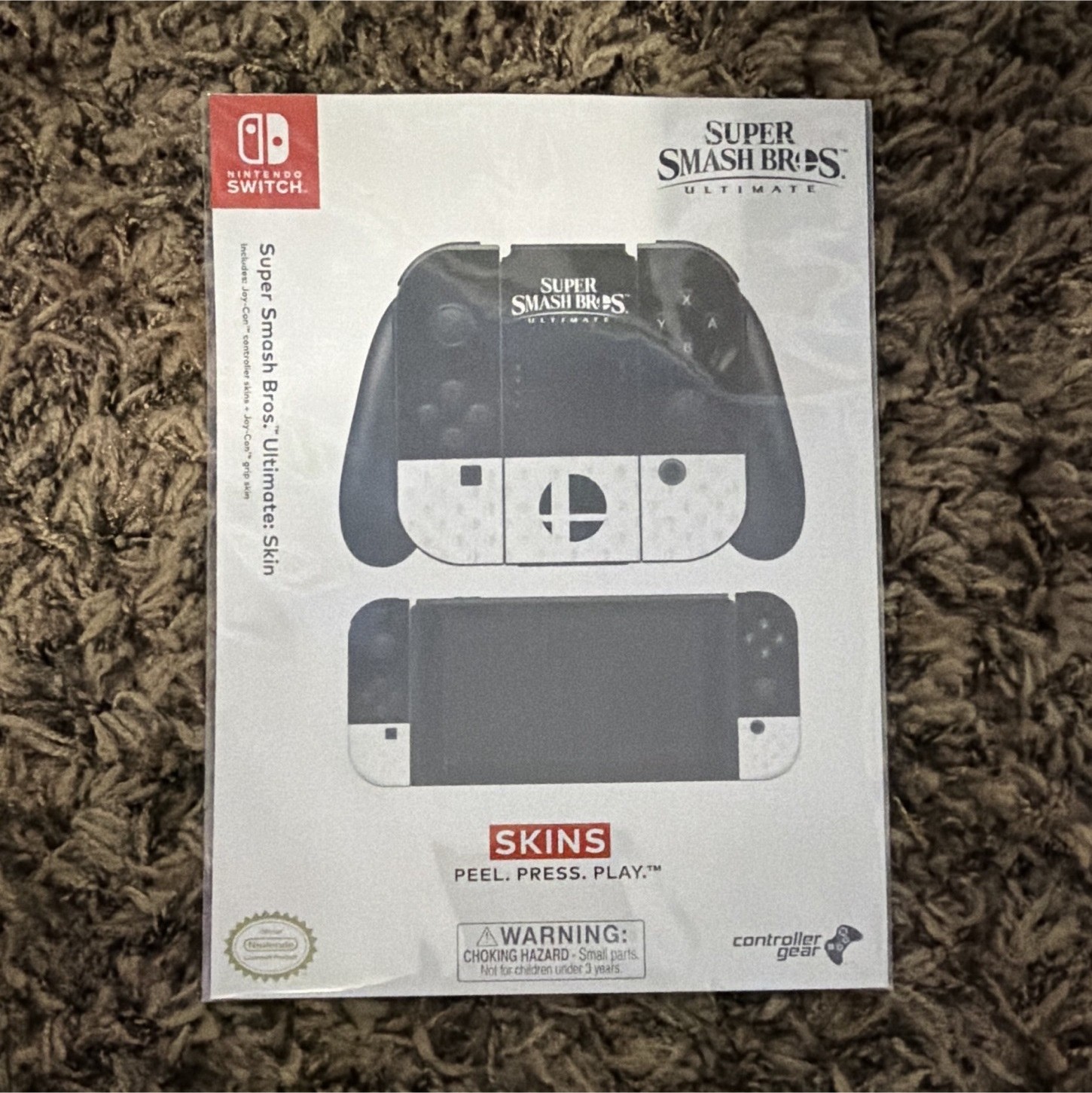 Controller Gear Smash Bros Ultimate Joy-Con Skin Vinyl Black/White No Residue