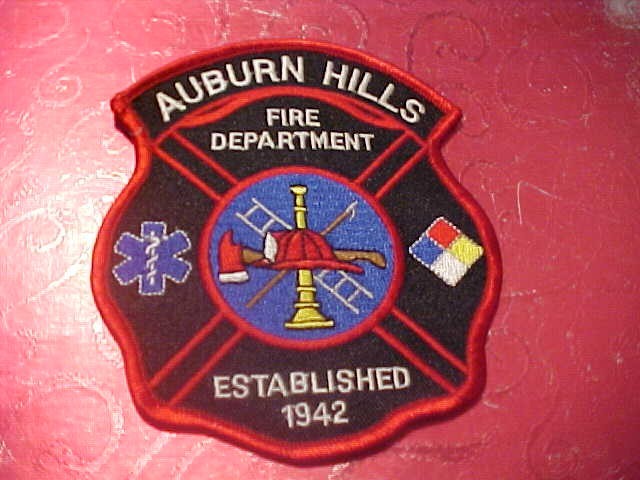 AUBURN HILLS MICHIGAN FIRE DEPARTMENT PATCH SHOULDER SIZE UNUSED