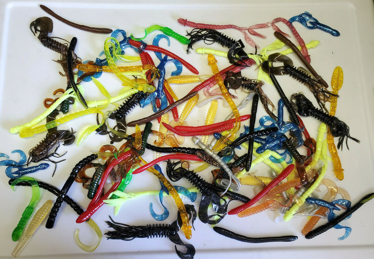 Soft Plastic worms - Fishing Tackle Lot - Preferred Plastics- 150 Qty. MIX Sizes