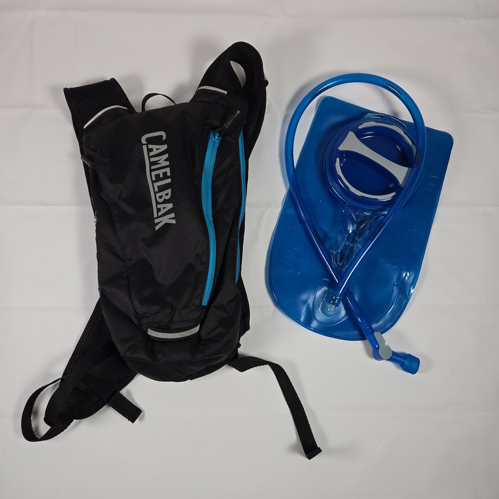 CamelBak Octane Dart 1.5L Lightweight Running Hydration Pack Black/Blue 216940