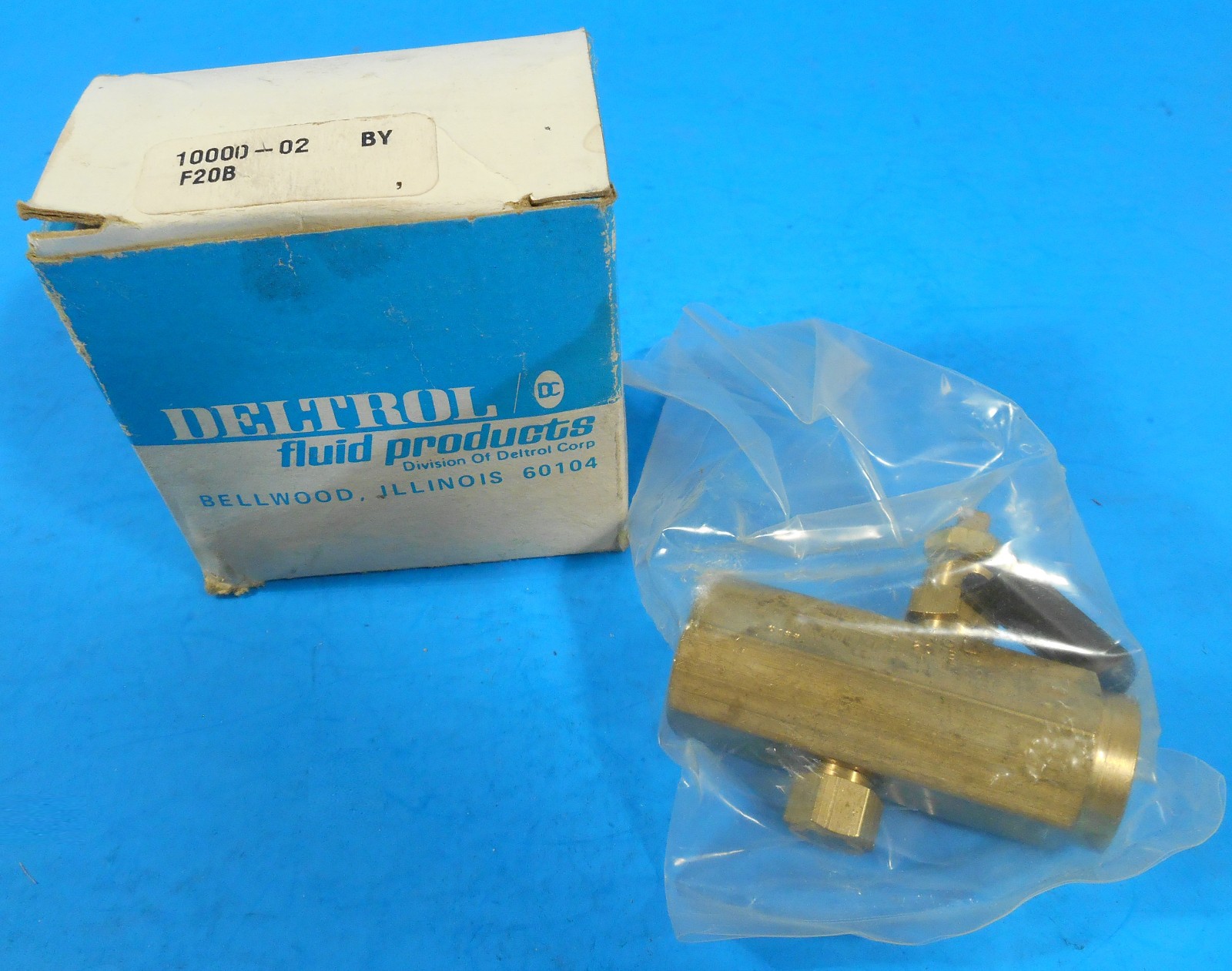 NOS Deltrol Pneu-Trol F20B Flow Control Brass Valve  10000-02-BY
