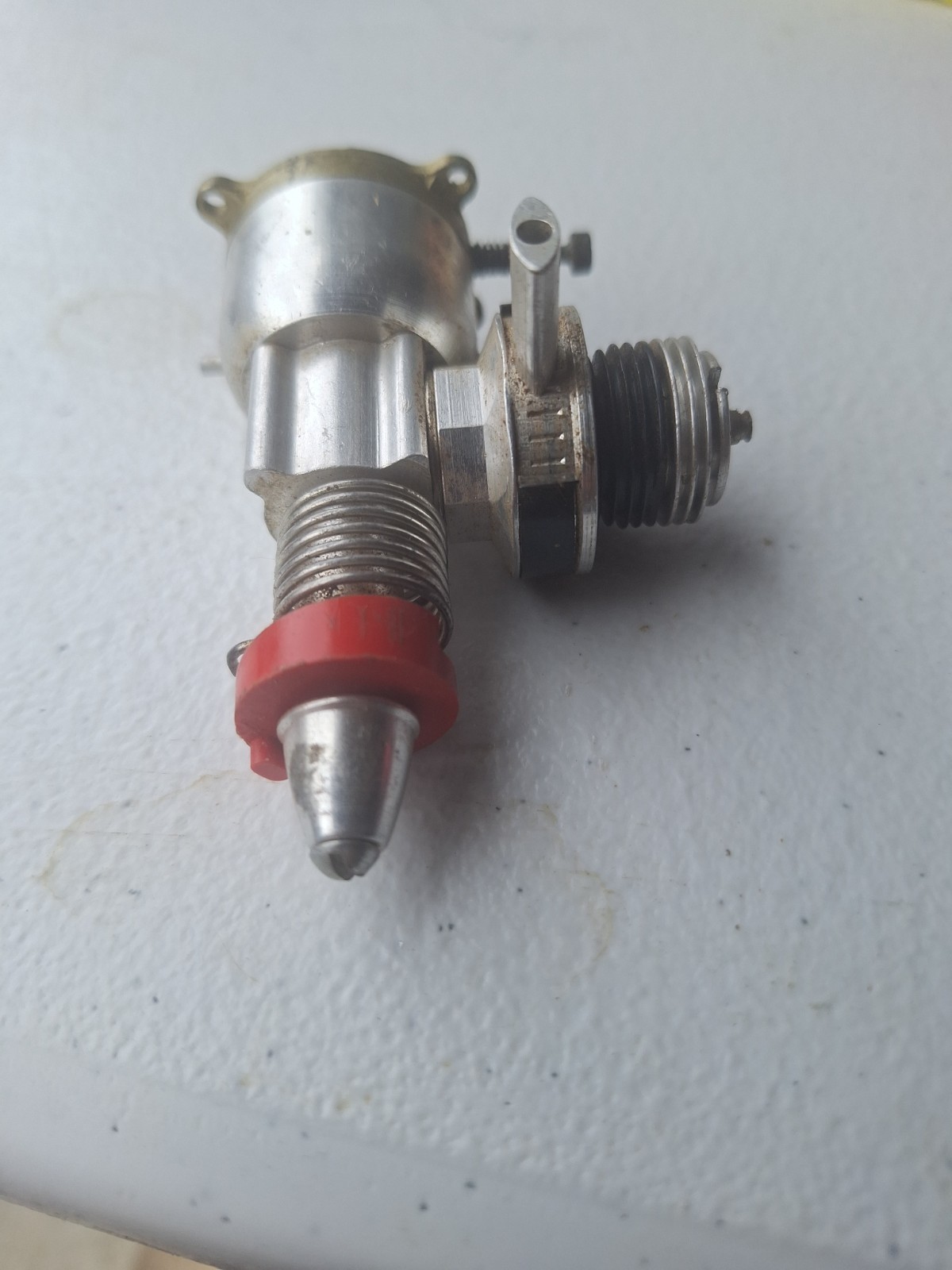 COX Reed Valve .049 Model Airplane Engine