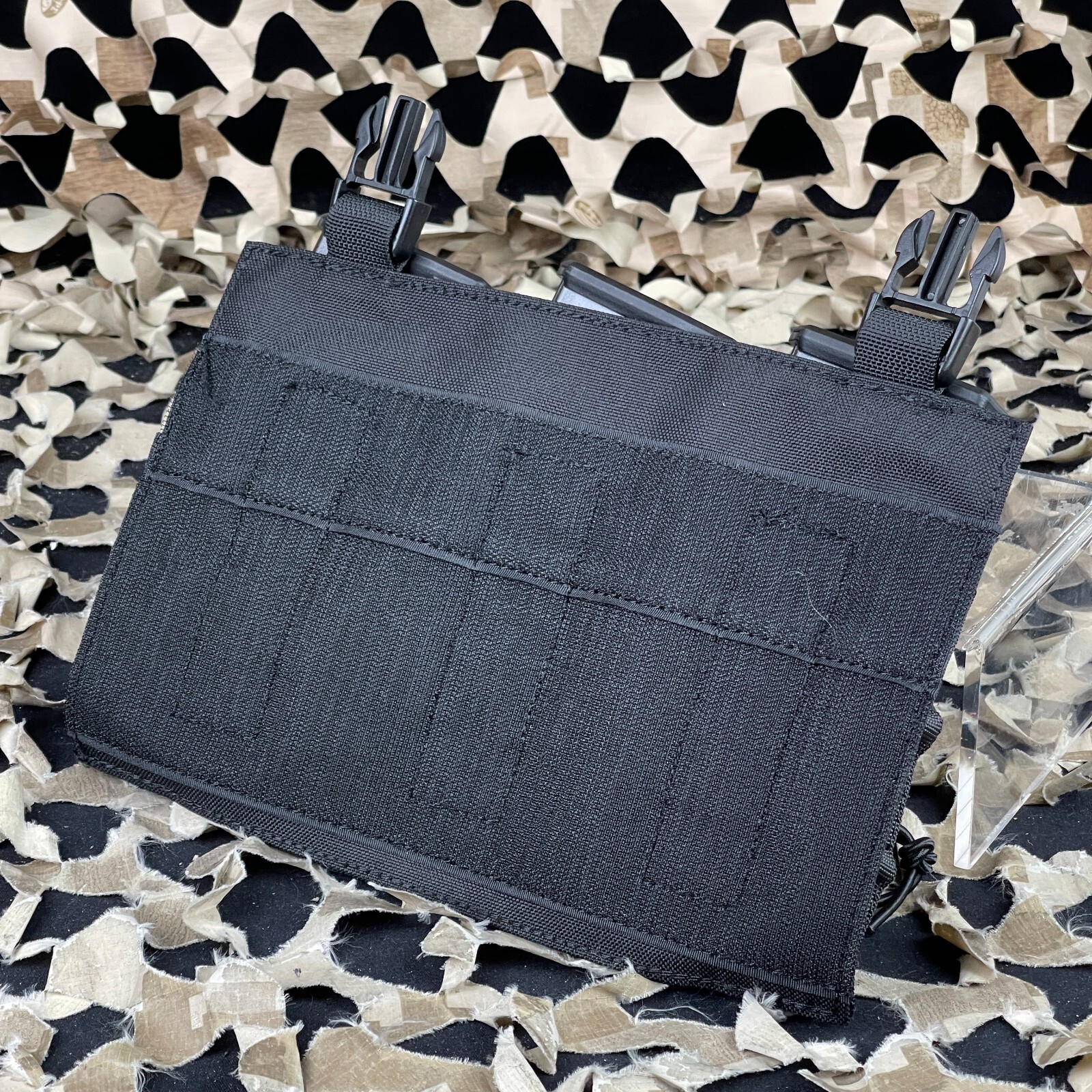 Lancer Tactical Adaptive Hook & Loop AR Triple Magazine Pouch - Black(CA-1741BN)